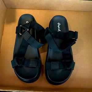 Gladiator Sandals✨